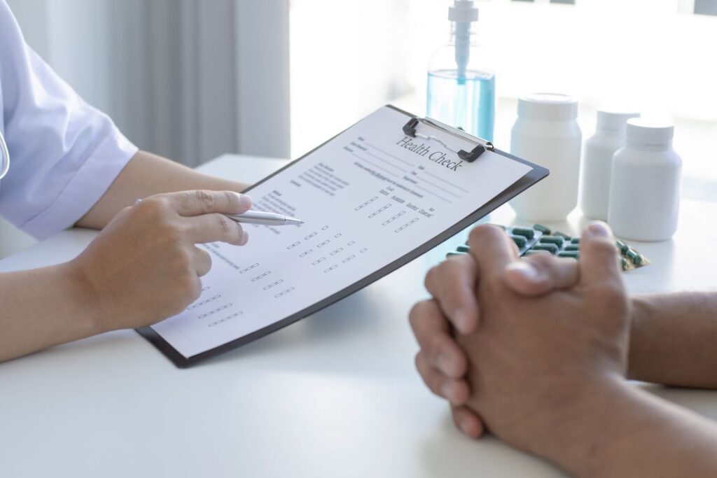 Si vives en Madrid, solicita tu consulta online de Naturopatía con el Dr. Apollinaire.
